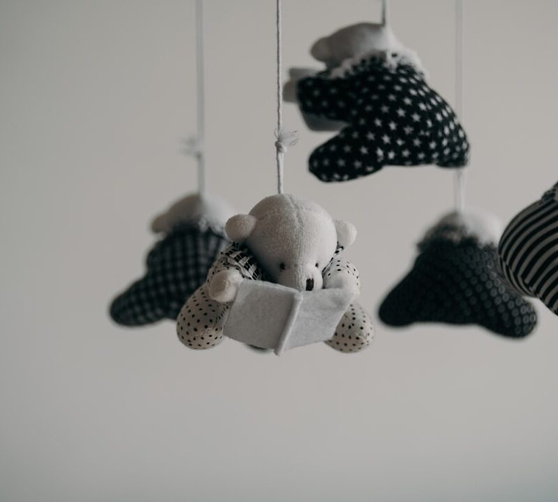 Fotobehang op maat voor de babykamer: creëer een zachte sfeer